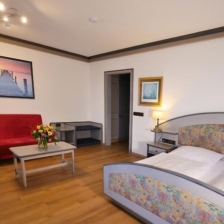 Seehotel Pegasus ヘルシング・アム・アンマーゼー エクステリア 写真
