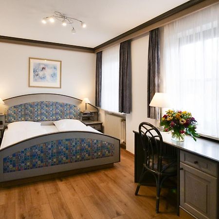 Seehotel Pegasus ヘルシング・アム・アンマーゼー エクステリア 写真