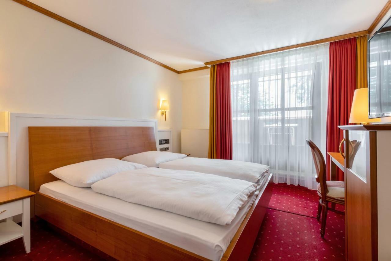 Seehotel Pegasus ヘルシング・アム・アンマーゼー エクステリア 写真